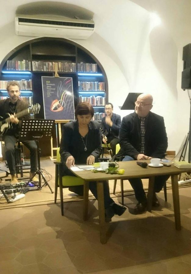 Maria Duszka i Pawł Buksalewicz na spotkaniu autorskim w Bibliotece Ratuszowej w Lesznie
